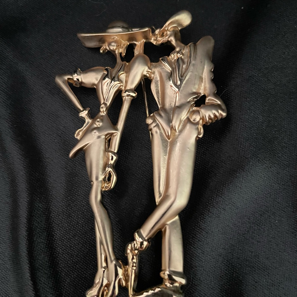Elegant Gold-Tone Women Jewelry Brooch